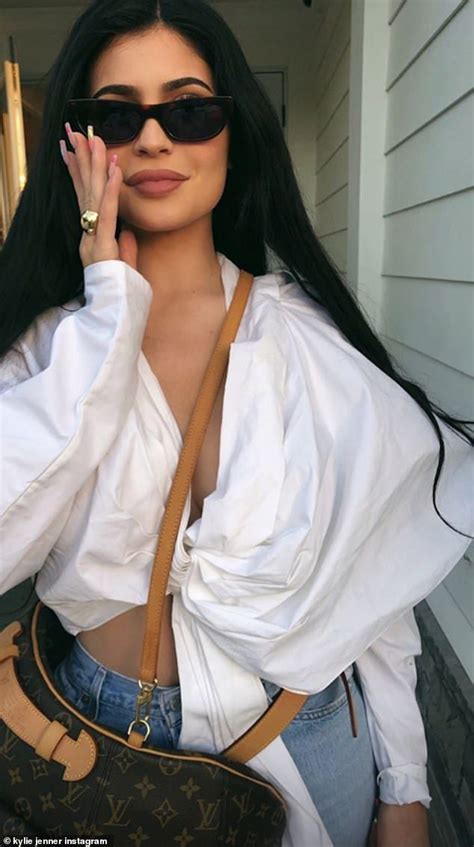 kylie jenner white shirt